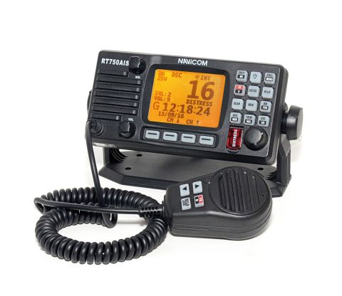 Navicom RT-750 DSC/GPS VHF